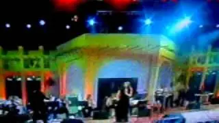 حفلة يارا في قطر 2011/9/4 -مهرجان صوت الريان