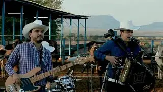Grupo Arriesgado - Los Mitotes