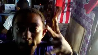 FL record 401 jhangama représente Aljhana Kool et Saint Major  entrain de faire une prise vocale