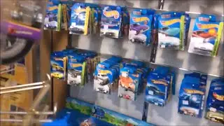 Hot Wheels In Store - Vintage Market Tour!