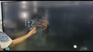 NEW FUNCTION of smart board: both pen nib and cap could write
