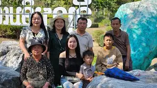 Nrog Ana mu ua sis Vangvieng os