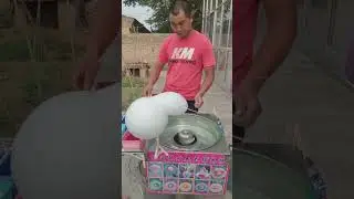 Making cotton candy big white #cottoncandy #candyfloss #fairyfloss #hmdelish