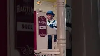 Disneyland Ragtime Piano on Main Street