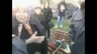 МЕНТ НАПАЛ На ПЕНСИОНЕРКУ! 18+ путин Приколы выборы стрим