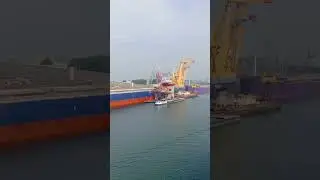 BULK CARRIER DISCHARGING