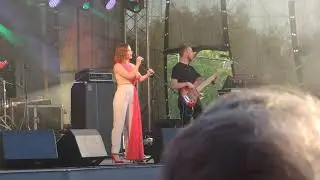 Юлия Савичева   