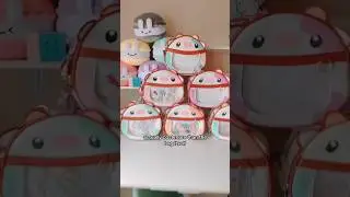 Do the bags come WITH pins? 🍓🐸 