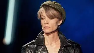 HUGUES AUFRAY et FRANCOISE HARDY ** 2011 ** J'entends siffler le train