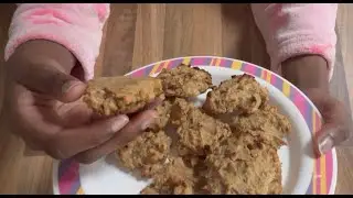 HOW TO BAKE THE BEST PEANUT BUTTER COOKIES