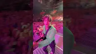 Irish crowds....