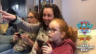 Family Play: PAW Patrol Mighty Pups Save Adventure Bay