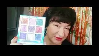 Собираюсь на работу с палеткой EVELINE цветная стрелка, синяя тушь