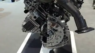 Duramax Turbo Diesel 6.6L L5P Engine