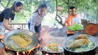 Cook and Eat: Seyhak and aunt Eng enjoy to eat boiled whole chicken / Whole chicken recipe