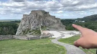 TRIP KE  BRATISLAVA SLOWAKIA: Berkunjung Ke Davin Castle, Kastil dan Benteng Tua, UNIK!