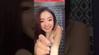 sange bikin konak cewek ini,body nya montok