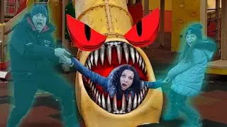 Горка Пожиратель сожрала МАМУ! и сделала НАС ПРИЗРАКАМИ scp eater slide // юс шоу