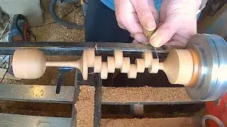 Woodturning an eccentric goblet / candlestick. Crankshaft Camshaft.
