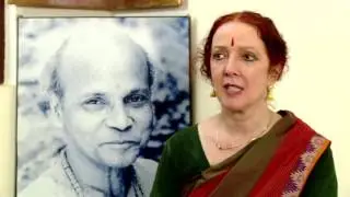 Tribhanga