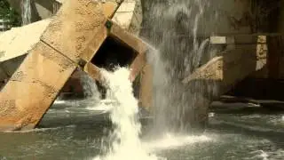 Water Flowing Form Fountain