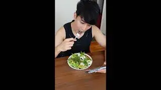 Watching Ramen Mukbang while eating Salad and chicken breast