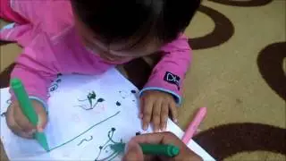 Chansa sedang menggambar