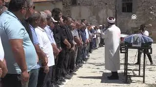 Cinayete Kurban Giden Derya Öğretmen Toprağa Verildi