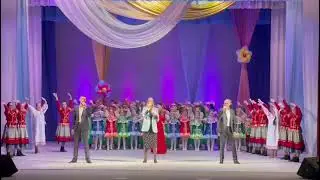 В Кирове прошел концерт, посвященный Дню матери.