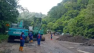 Alat Berat Terus Ditambah, Pekerjaan Fokus Pada Normalisasi Sungai dan Pemadatan Jalan Lembah Anai
