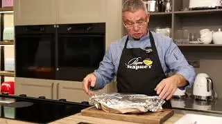 Задние голяшки ягненка, маринованные в красном вине и розмарине, Раут