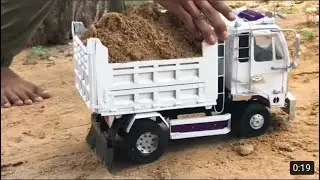 កូនឡានដឹកដីកែឆ្នៃ Tik Tok