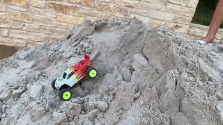 RC Dune buggy doing cool stunts & drifting