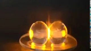 Plasma from grapes in microwave oven