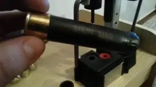 MODDED Lee Load All II, reloading 3 1/2 inch hull/shell. 12/89 nallitus.
