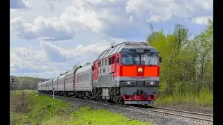 ТЭП70-0565 с пассажирским поездом №116С Адлер - Томск с приветливой локомотивной бригадой.