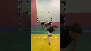 Даже не поднял 🤦🏽‍♂️ #медиафутбол #медийныйфутбол #футбол