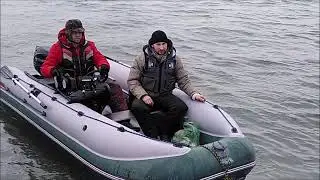 Дистанционное управление на лодке AirLayer Сатурн 450
