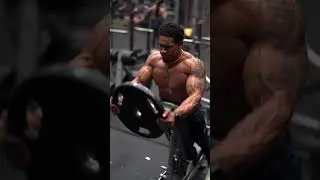 💥3D Shoulder Workout💥 There are only two options: make progress or make excuses. Choice is yours!
