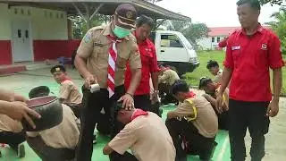 upacara Pengukuhan Penyiraman Pengalungan anggota saka wirakartika