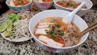 Vietnamese Crab Soup | Vietnamese Crab Noodle Soup | Bun Rieu
