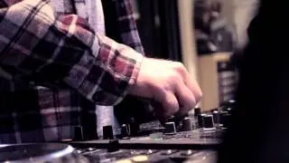 OHOI! Bas under Buen mix aften @ Red Bull Studios