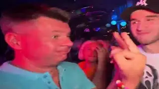 МУЖИК ПОСЛАЛ НАХyЙ ХАЗЯЕВ