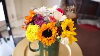 Arreglo floral economico /  florero con una taza / como reciclar una taza