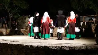 Gruppo Folk Sorgono - Su ballu 'e s'essa