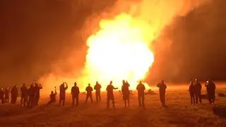 100g Ti SALUTE SHELL and 1# AIR BURSTED FLASH - BOOM