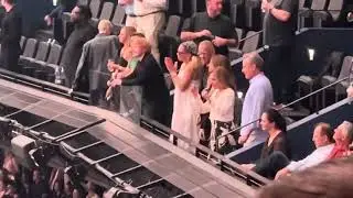 U2 -Beautiful Day @Sphere with Tom Hanks, Rita, Ed Sheeran, Bryan Cranston, Quest Love 