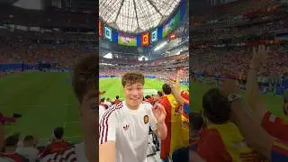 Which player's jersey is the most popular for Spain's national team?
