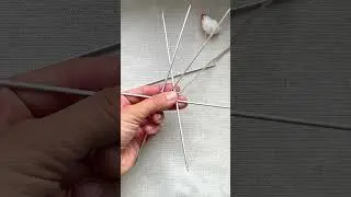 Видео для новичков, кто хочет научиться вязать игрушки спицами.