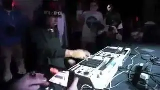 araabMUZIK
